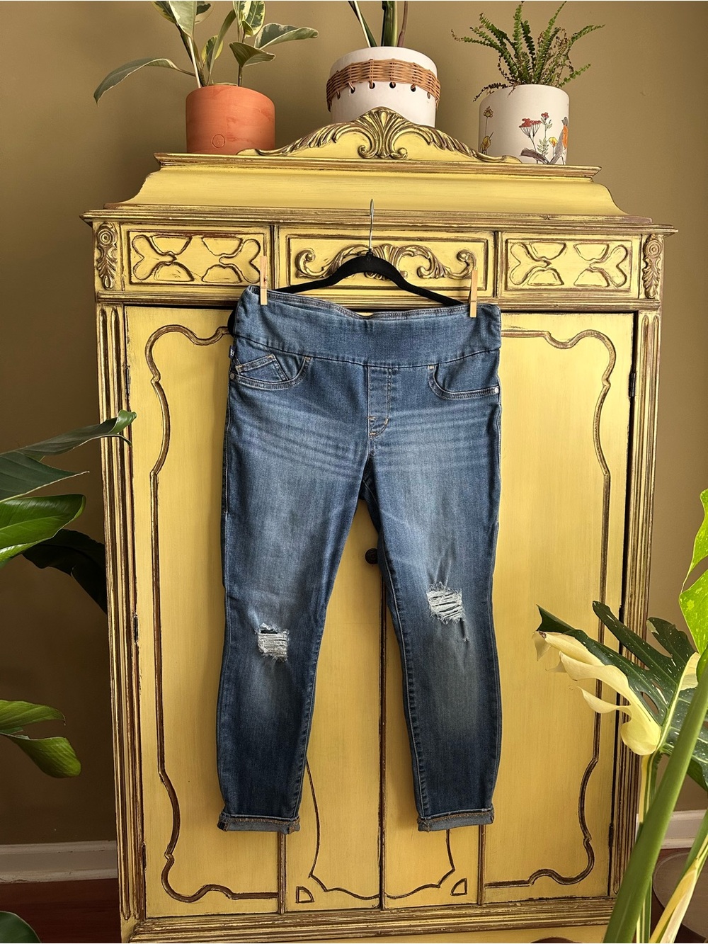 Rock and Republic Distressed Women's Denim Leggings 16S- Classic Casual Stretch